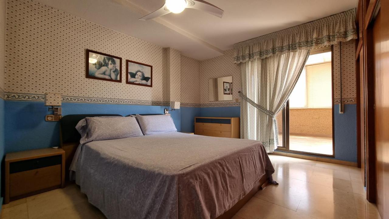 Atico Con Terraza Y 2 Habitaciones En Casco Antiguo Benidorm Exteriér fotografie